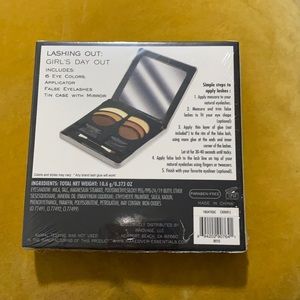 Me makeover Essentials  eyeshadow + eyelashes